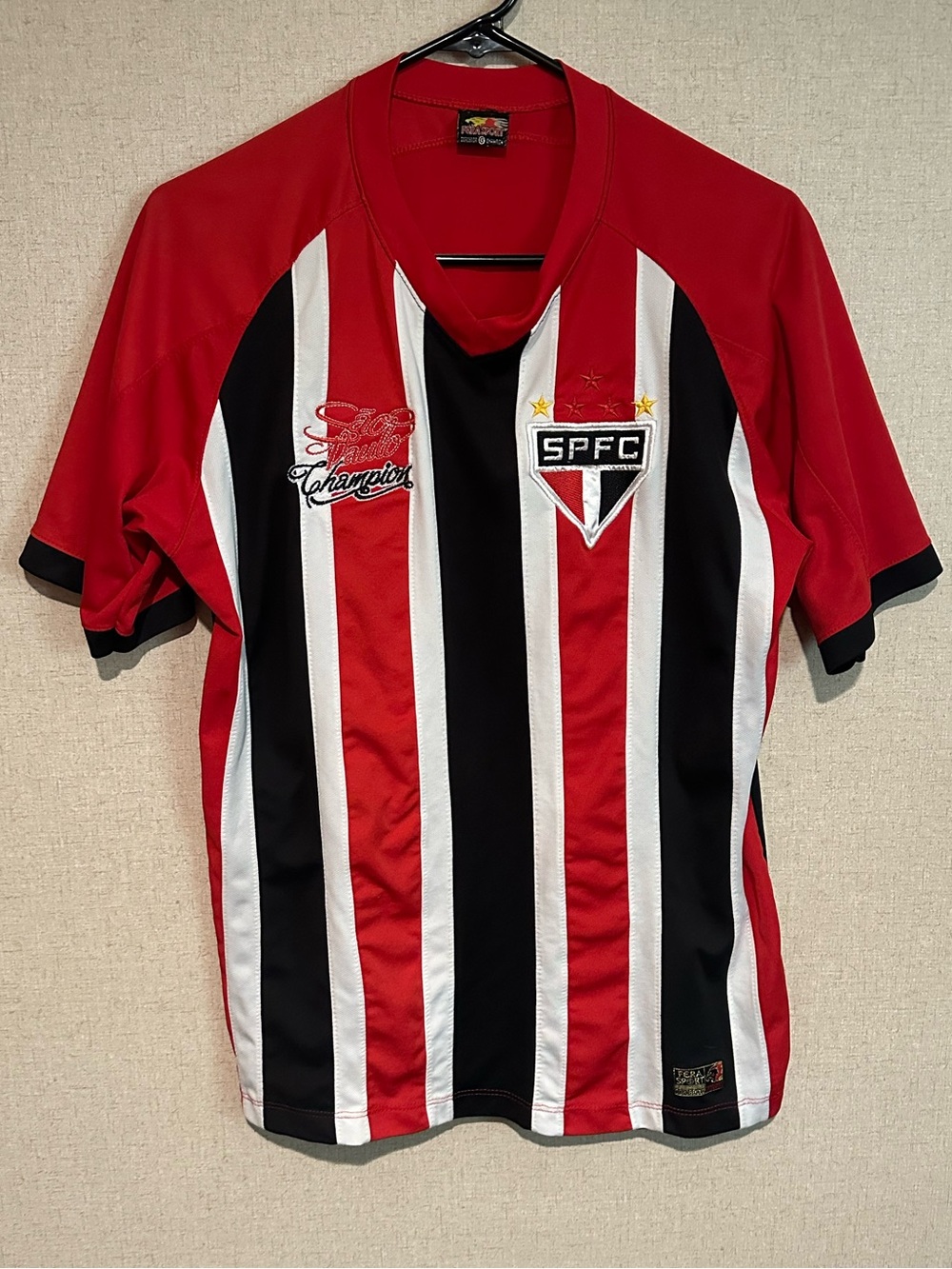 São Paulo SPFC Champion Large Red Black White Striped Diego Lugano Soccer Jersey